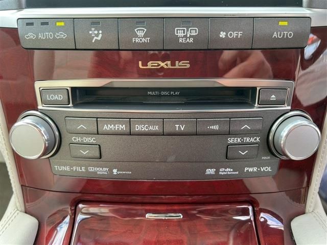 TOYOTA LEXUS LS600H 2012 Image 31