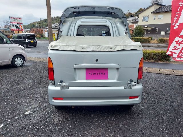 DAIHATSU HIJET DECKVAN 2004 Image 31