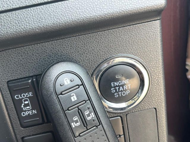 DAIHATSU TANTO CUSTOM 2016 Image 31