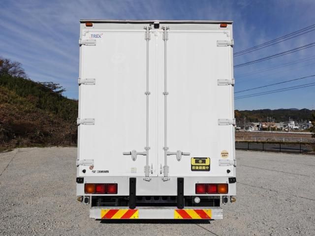 ISUZU FORWARD 2013 Image 31