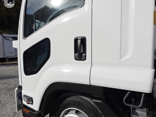 ISUZU FORWARD 2013 Image 31
