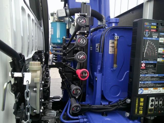 MITSUBISHI FUSOU FIGHTER 2025 Image 31