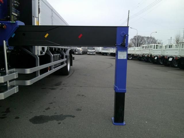 MITSUBISHI FUSOU FIGHTER 2025 Image 31