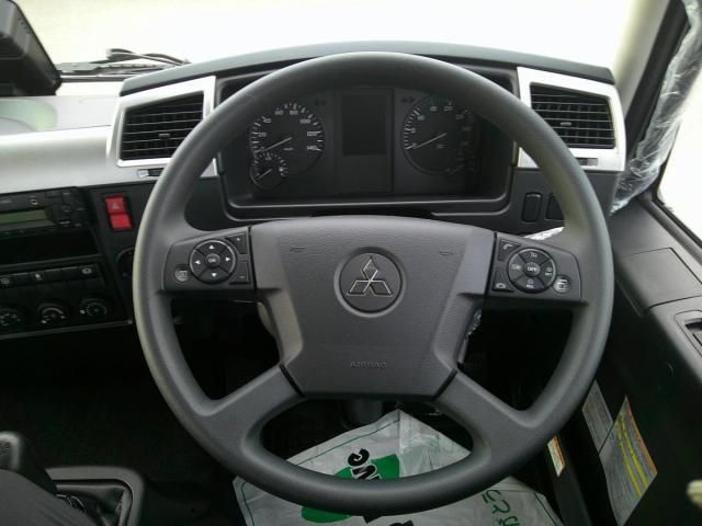 MITSUBISHI FUSOU FIGHTER 2025 Image 31