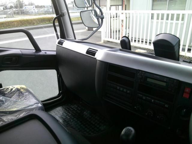 MITSUBISHI FUSOU FIGHTER 2025 Image 31