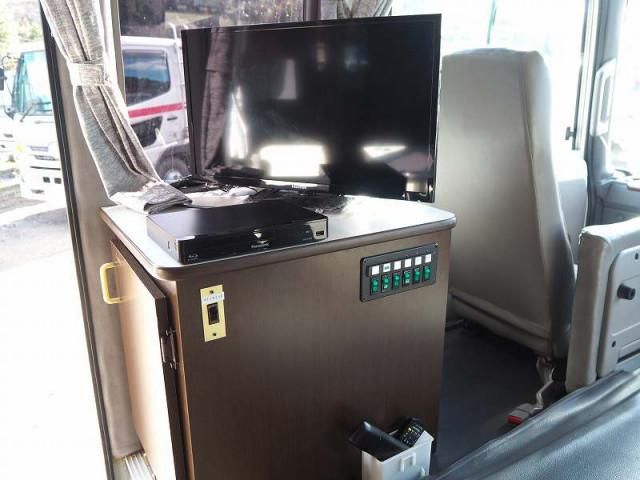 NISSAN CIVILIAN 2005 Image 31