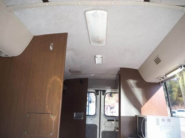 NISSAN CIVILIAN 2005 Image 31