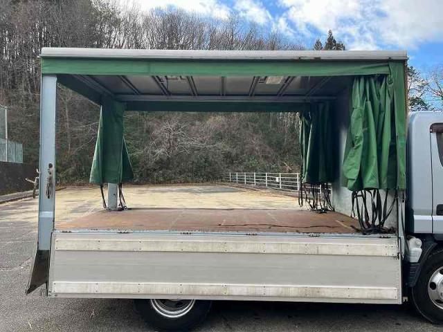 MITSUBISHI CANTER 2016 Image 31