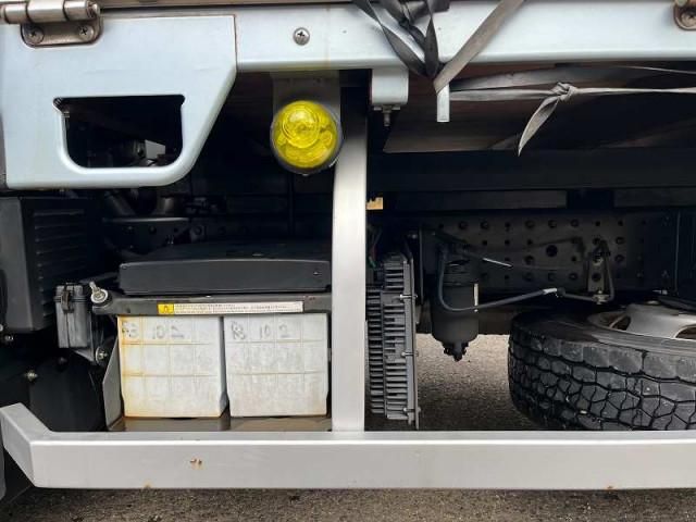 MITSUBISHI CANTER 2016 Image 31