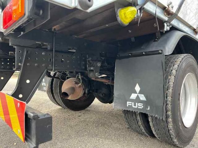 MITSUBISHI CANTER 2016 Image 31