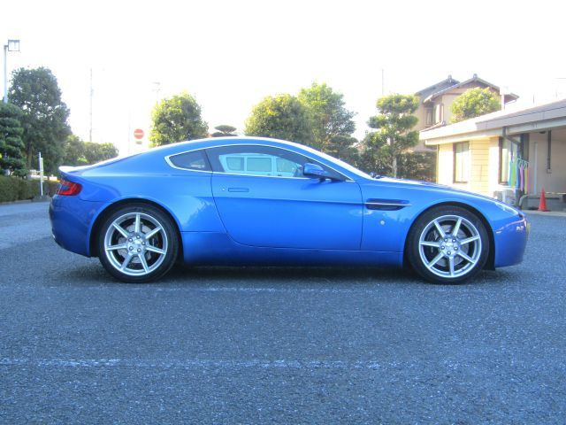 ASTON MARTIN ASTON MARTIN 2007 Image 31