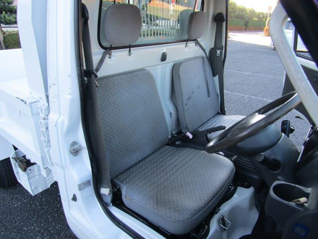 DAIHATSU HIJET TRUCK 4WD 2011 Image 31