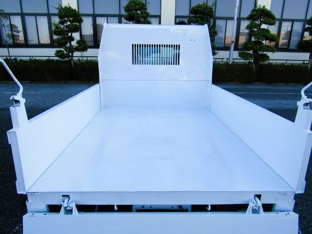 DAIHATSU HIJET TRUCK 4WD 2011 Image 31