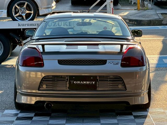 TOYOTA MR-S 2000 Image 31