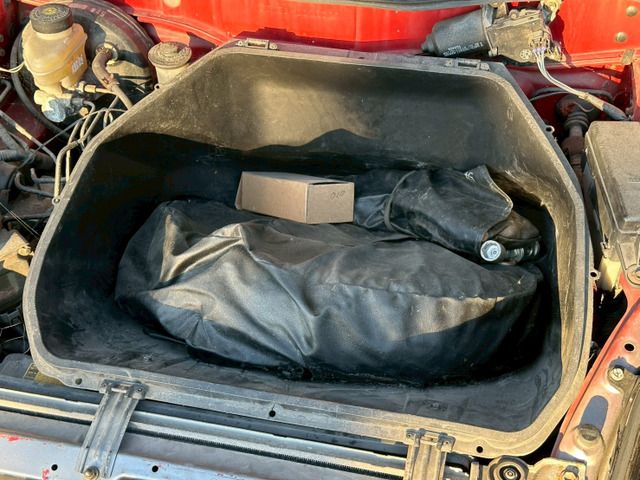 TOYOTA MR-S 2000 Image 31