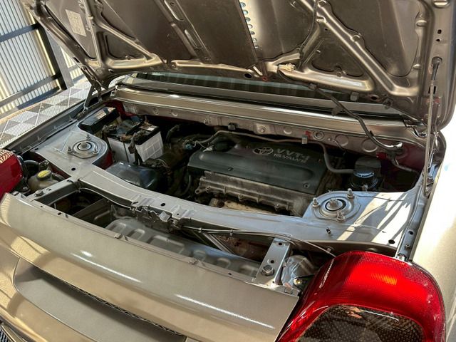 TOYOTA MR-S 2000 Image 31