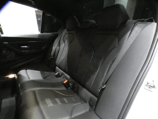 BMW M3 SEDAN 2018 Image 31