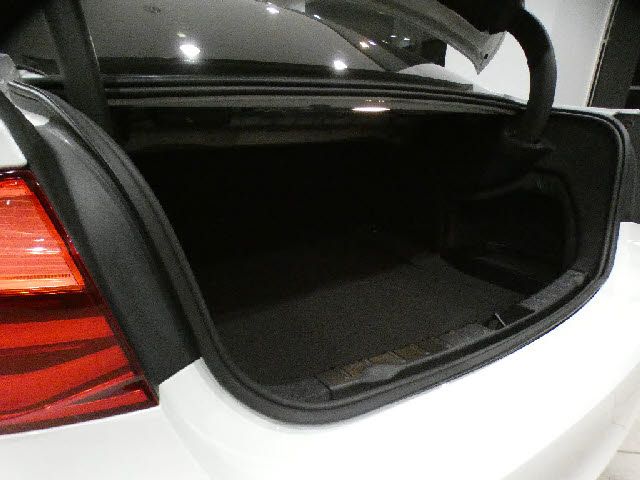 BMW M3 SEDAN 2018 Image 31