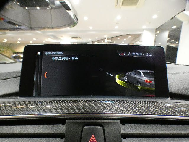 BMW M3 SEDAN 2018 Image 31