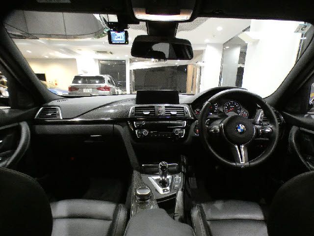 BMW M3 SEDAN 2018 Image 31