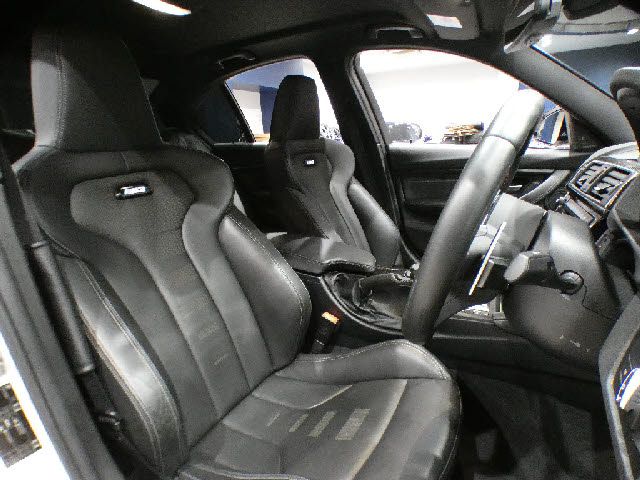 BMW M3 SEDAN 2018 Image 31