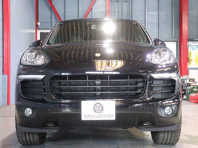 PORSCHE CAYENNE 2016 Image 31