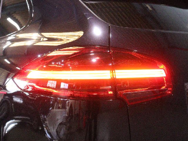 PORSCHE CAYENNE 2016 Image 31