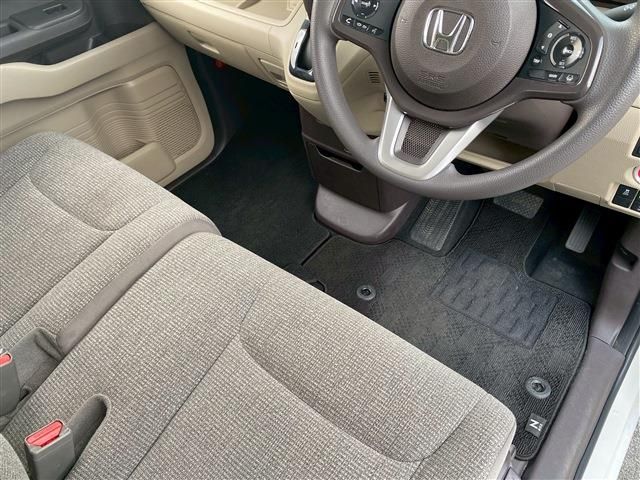 HONDA N BOX 2020 Image 31