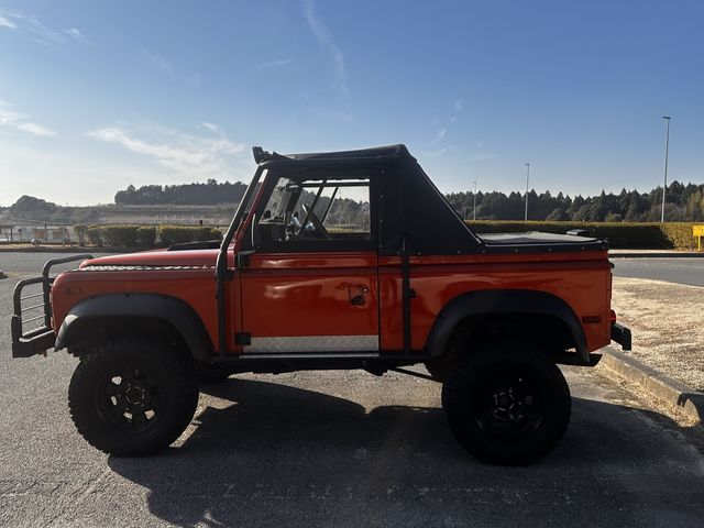 ROVER DEFENDER 1998 Image 31