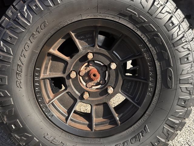 ROVER DEFENDER 1998 Image 31