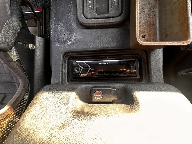 ROVER DEFENDER 1998 Image 31