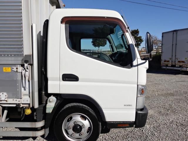 MITSUBISHI CANTER 2016 Image 31