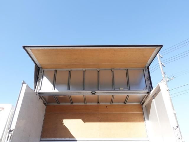 MITSUBISHI CANTER 2016 Image 31