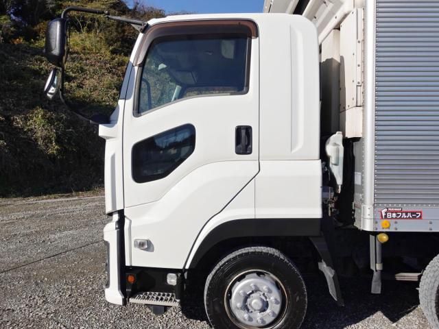 ISUZU GIGA 2017 Image 31