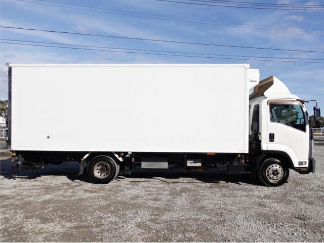 ISUZU FORWARD 2015 Image 31