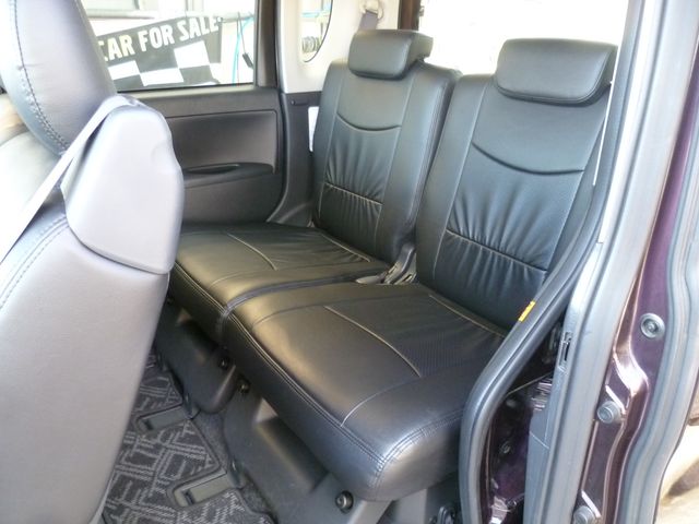 DAIHATSU TANTO CUSTOM 4WD 2011 Image 31