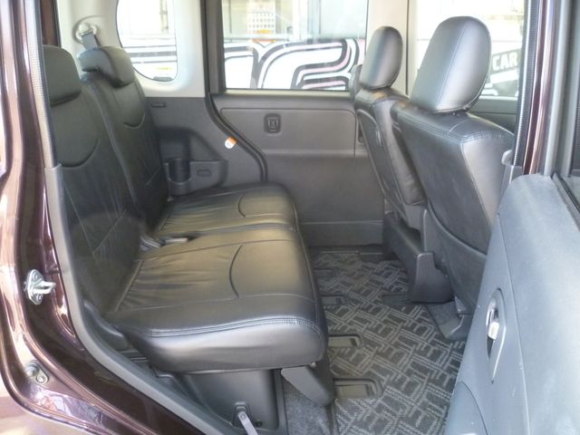 DAIHATSU TANTO CUSTOM 4WD 2011 Image 31