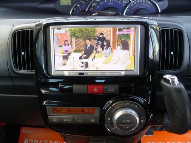 DAIHATSU TANTO CUSTOM 4WD 2011 Image 31