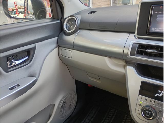 TOYOTA PIXIS JOY 2018 Image 31