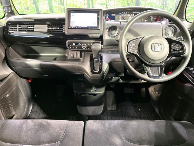 HONDA N BOX CUSTOM 2021 Image 31