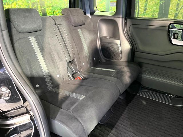 HONDA N BOX CUSTOM 2021 Image 31