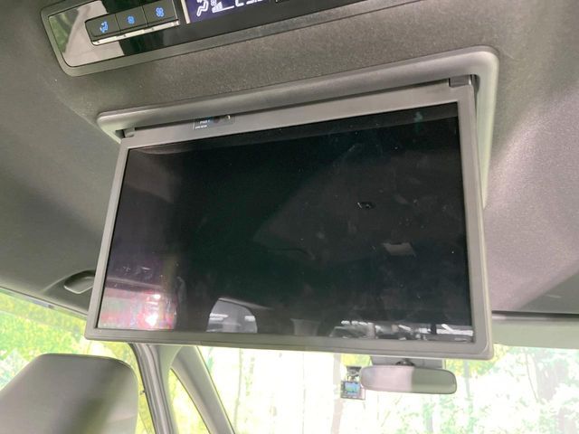 TOYOTA VOXY 2022 Image 31