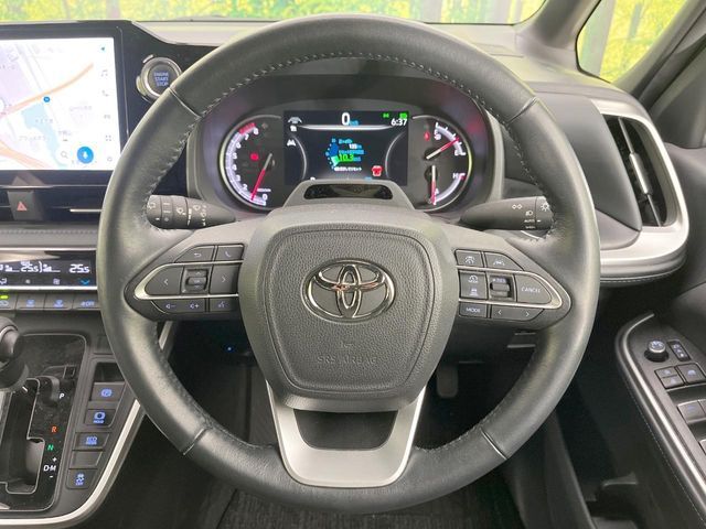 TOYOTA VOXY 2022 Image 31