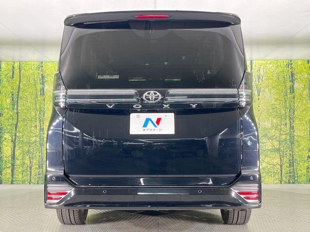 TOYOTA VOXY 2022 Image 31