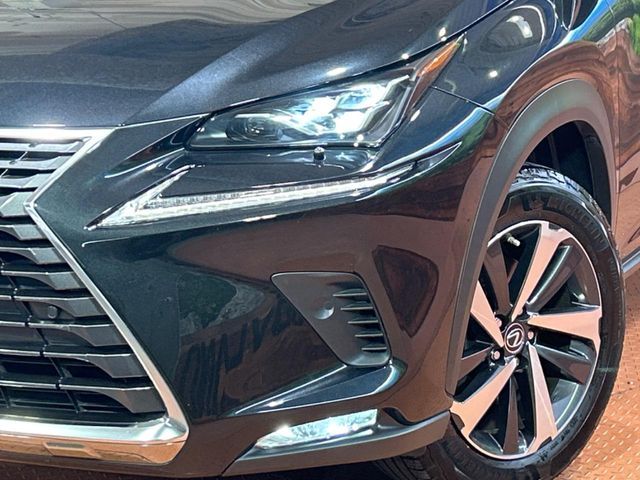 TOYOTA LEXUS NX300H 2018 Image 31
