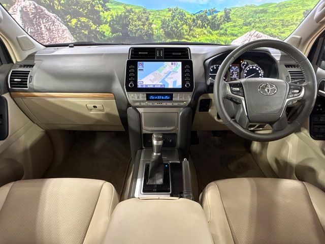 TOYOTA LANDCRUISER PRADO 2022 Image 31