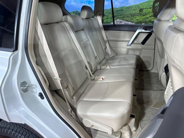 TOYOTA LANDCRUISER PRADO 2022 Image 31