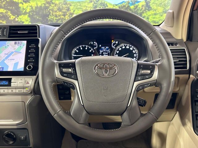 TOYOTA LANDCRUISER PRADO 2022 Image 31