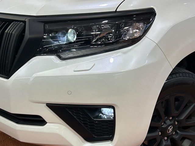 TOYOTA LANDCRUISER PRADO 2022 Image 31