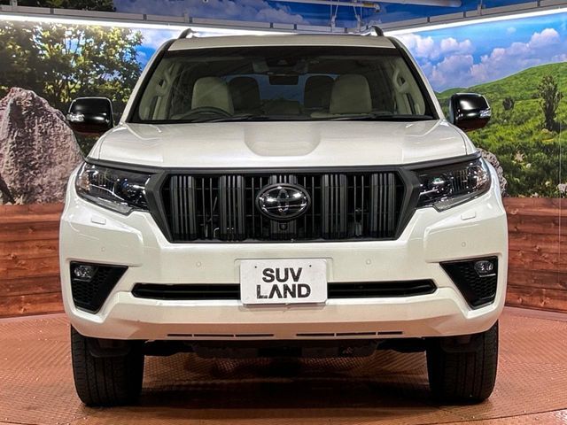 TOYOTA LANDCRUISER PRADO 2022 Image 31